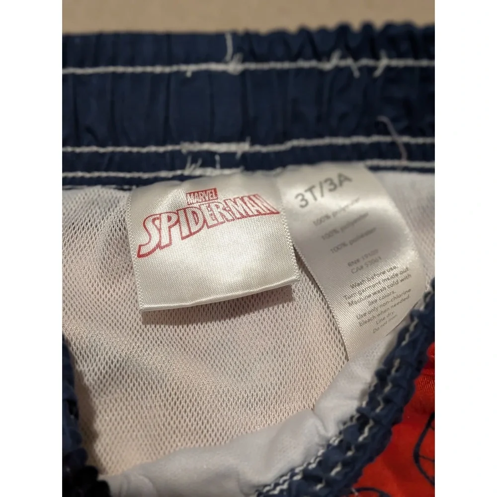 Marvel BOYS SWIM SHORTS TRUNKS SIZE 3T Spider Man ALL OVER PRINT Carter's